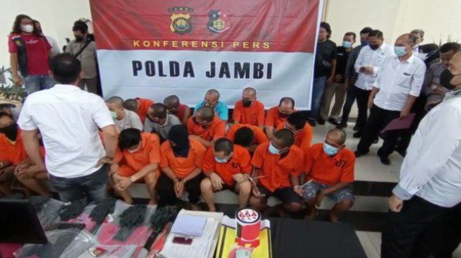 Polda Jambi Berhasil Ungkap 91 Kasus Perjudian dan Amankan 133 Tersangka