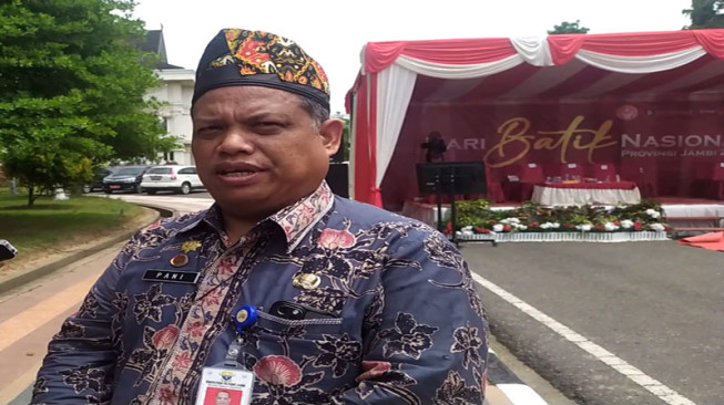 Batik Jambi Pecahkan Rekor MURI dan Masuk Rekor Dunia