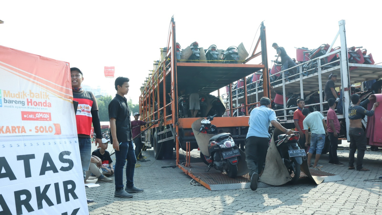 Konsumen sepeda motor Honda berpartisipasi mengikuti program Mudik dan Balik Bareng Honda (MBBH) 2019 lalu. Foto Ist