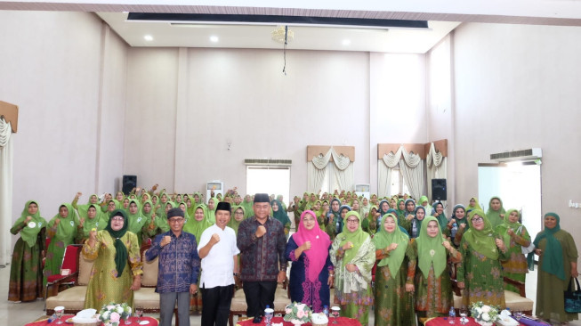 Sekretaris Daerah Budhi Hartono Menghadiri Acara Tahun Baru Islam 1 Muharram 1445 Hijiriah