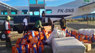 Kepala BNPB : Pengiriman Bantuan Kemanusiaan ke Kabupaten Puncak, Berjalan Lancar Seiring Cuaca Membaik