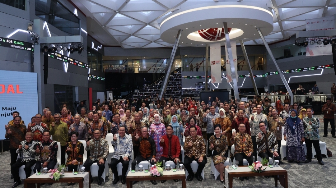 Peringatan 46 Tahun Diaktifkannya Kembali Pasar Modal Indonesia. ( Foto: OJK)
