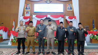 Pj Bupati Muaro Jambi Sampaikan Nota Ranperda Perubahan APBD  Kabupaten Muaro Jambi tahun 2023.
