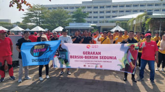 Coca-Cola Bersih-bersih Sampah Serentak di 10 Kota, Libatkan 1.000 Karyawan