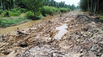 Dibangun Tak Sesuai Spek, Proyek Tanggul di Desa Sungai Gebar Barat Rusak, Rekanan Diminta Perbaiki