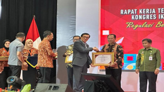Kanwil Kemenkumham Jambi Raih Prestasi Peringkat I Anugerah Legislasi 2023