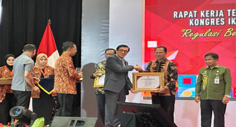 Kanwil Kemenkumham Jambi Raih Prestasi Peringkat I Anugerah Legislasi 2023