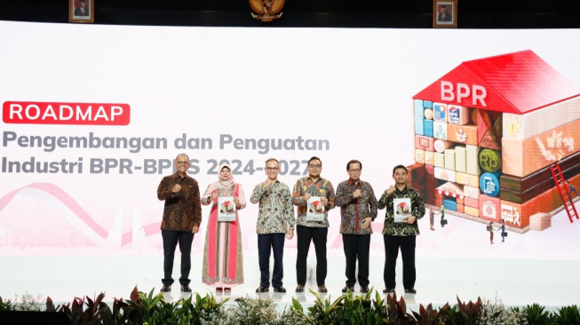 OJK Luncurkan Roadmap Pengembangan dan Penguatan Industri BPR dan BPRS 2024-2027