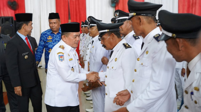 Gubernur Al Haris: Pengukuhan Kades Muaro Jambi Ke-2 se-Indonesia Setelah Bogor