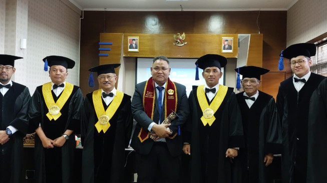 Ketua Umum JMSI Teguh Santosa Raih Gelar Doktor di Unpad