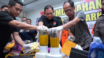 Polda Jambi Musnahkan 6,5 Kg  Sabu dan 1.981 Butir Pil Ekstasi Dengan Senilai Rp 8,7 Miliar.