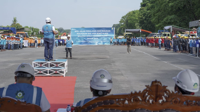 PLN Gelar Peralatan dan Pasukan Pekerjaan Konstruksi Jaringan Wilayah Kerja Provinsi Jambi Tahun 2024