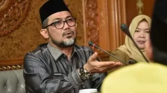 Pjs Gubernur Sudirman Bantah Pemprov Jambi Alami Defisit Anggaran.