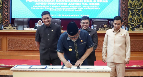 Pjs. Gubernur Sudirman Apresiasi Kerja Keras Dewan Dalam Menetapkan KUA-PPAS Tahun 2025