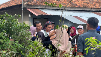 Romi-Sudirman Beri 1.000 Bantuan Pendidikan Bagi Pelajar dan Mahasiswa