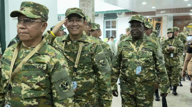 Bupati Kabupaten Muaro Jambi Bambang Bayu Suseno Mengikuti Kegiatan Orientasi Kepala Daerah di Akademi Militer