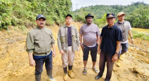 Wabub Sarolangun Tegaskan Akses Menuju Bukit Bulan Bisa Dilewati Jelang Lebaran.