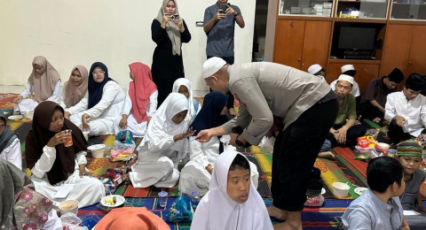 Buka Bersama Anak Yatim, Polda Jambi Ringankan Beban Anak Kurang Beruntung.