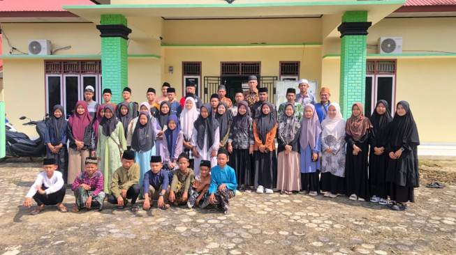 Santriwan Dan Santriwati Marjanul Qolbi Ikuti MTQ Tingkat Kecamatan Rimbo Bujang
