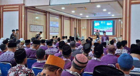 Bupati Muaro Jambi BBS Lepas Ratusan Calon Jemaah Haji