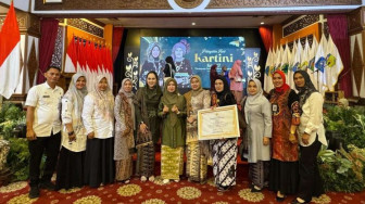 Ketua TP PKK Sarolangun Hj Risha Fitria Hurmin Hadiri Peringatan Hari Kartini Ke-147 Provinsi Jambi