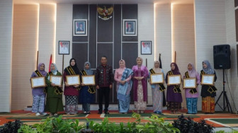 Wakil Bupati Junaidi Haji Mahir, Buka Secara Resmi Puncak Peringatan Hari Kartini Ke 147 Tahun 2025