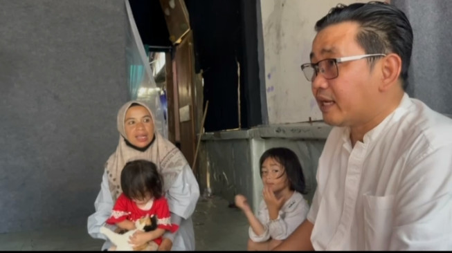 Giat Bedah Rumah Pro Jambi Tangguh: Menelusuri Harapan di Tengah Kawasan Kumuh