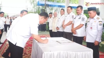 Bupati Muaro Jambi Teken MoU Gizi Gratis, Dorong Kopdes Jadi Motor Ketahanan Pangan Daerah