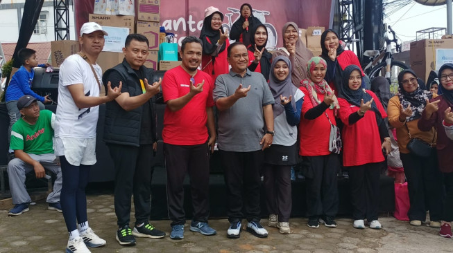 “Jalan Santai Bahagia” Meriahkan Milad ke-6 UM Jambi, Walikota : Saya Bangga