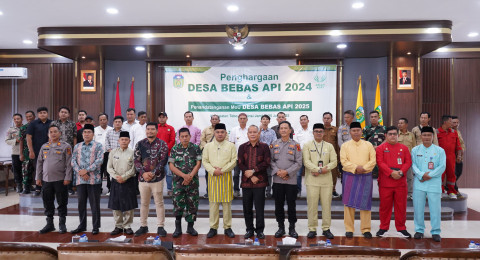 Asian Agri Beri Penghargaan Desa Bebas Api dan Teken MoU DBA