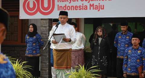 Momentum Memperkuat Komitmen Menjaga Kedaulatan Rakyat, Bawaslu Provinsi Jambi Peringati HUT ke 80 RI