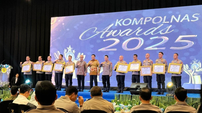 Polda Jambi, Polres Kerinci dan Polsek Air Hitam Polres Sarolangun menerima penghargaan Kompolnas Award 2025