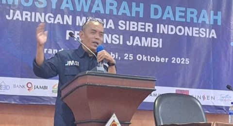 Jangan Panggil Ketua Lagi…