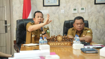 Bupati Muaro Jambi Pimpin Rapat Mediasi Sengketa Lahan TSM SP IV Gambut Jaya