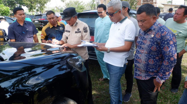 Pemkab Muaro Jambi Gelar Apel Kendaraan Dinas, Tegaskan Komitmen Penertiban Aset Daerah