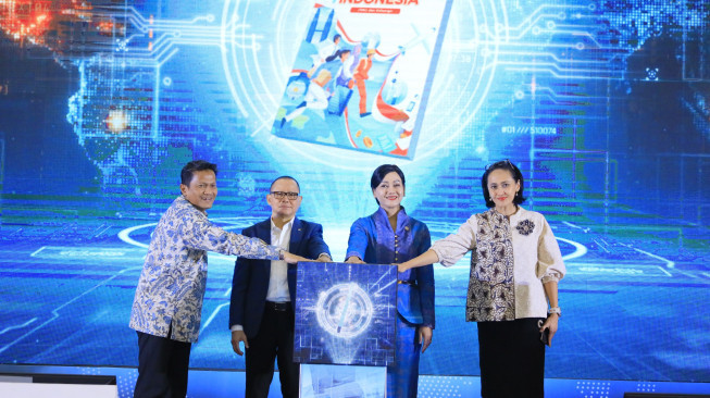 OJK Luncurkan Buku Saku Literasi Keuangan bagi Pekerja Migran Indonesia