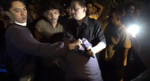 Di Tengah Kobaran Api, Warga Tangkap Pelaku Pelecehan di Pabrik Tahu Jambi