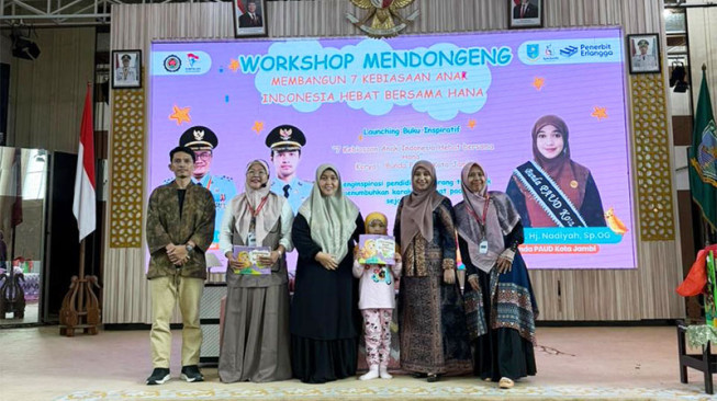 Buku Literasi Anak Karya Bunda Paud Kota Jambi Resmi Diluncurkan