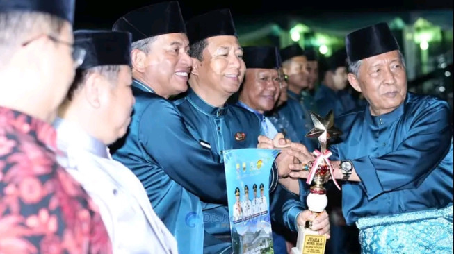 MTQ Tingkat Provinsi Jambi di Tutup, Bupati Muaro Jambi Ajak Masyarakat Hidupkan Rumah dengan Al-Qur’an
