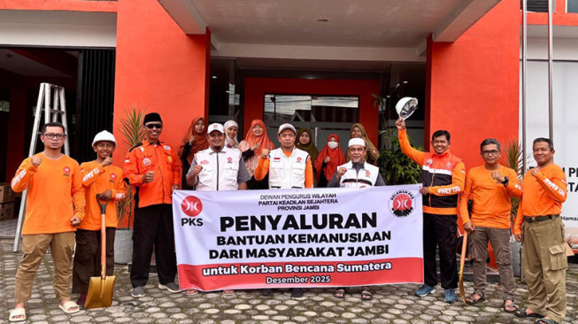 PKS Jambi Kirim Tim Relawan dan Dua Mobil Bantuan untuk Korban Bencana Sumatra