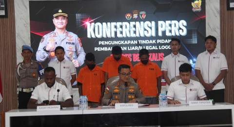Otak Pembalakan Liar Di Kecamatan Bandar Laksamana, Kabupaten Bengkalis Diburu, Tiga Pekerja Diamankan serta Barang Bukti