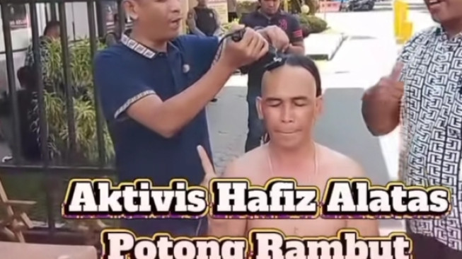 Varial Adhi Jadi Tersangka, Warga Jambi Bersyukur : Dari Cukur Rambut Hingga Sujud Syukur dan  Aksi Massa Mendukung Polda.