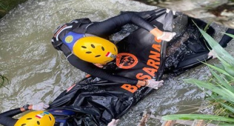 Bocah 4 Tahun Hanyut Saat Bermain Hujan di Kota Jambi Ditemukan Meninggal Dunia