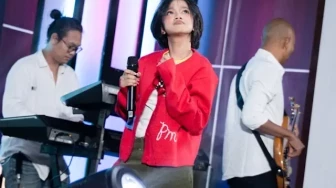 Naura Bahri, Gadis Asal Batam yang Mantap Jajaki Karier Profesional di Dunia Hiburan