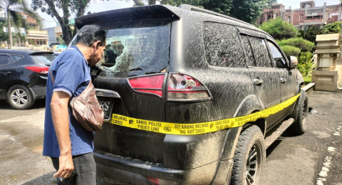 Mobil Pajero Tabrak Pagar Mapolda Jambi, Pengemudi Positif Narkoba dan Miras, Warga Koto Boyo, Kabupaten Batanghari.