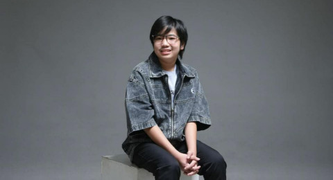 Kenneth Trevi Angkat Kisah Pribadi Lewat Rilis Lagu Dyslexia Man dan Film “Aku Kamu dan Suatu Hari Kita”