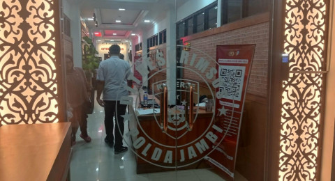 Varial Adhi Putra, Bukri dan Davit, Tiga Gembong Utama Tersangka Korupsi DAK 21,7 Disdik  Diperiksa Polisi..Mantap !!!!!!