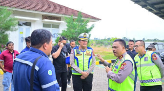 Kakorlantas Polri Bersama Kapolda Jambi Tinjau Tol Bayung Lencir–Tempino, Kendaraan Over Dimension Over Load Tidak Lagi Beroperasi Selama Arus Mudik