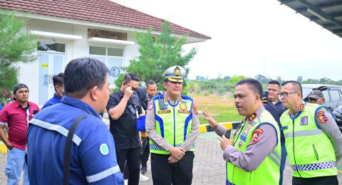 Kakorlantas Polri Bersama Kapolda Jambi Tinjau Tol Bayung Lencir–Tempino, Kendaraan Over Dimension Over Load Tidak Lagi Beroperasi Selama Arus Mudik
