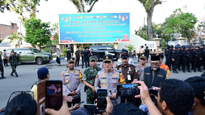 Apel Pasukan Operasi Ketupat 2026, Kapolda Jambi : Konflik Internasional Hingga Gejolak Harga Minyak Berpotensi Memengaruhi Stabilitas Ekonomi.